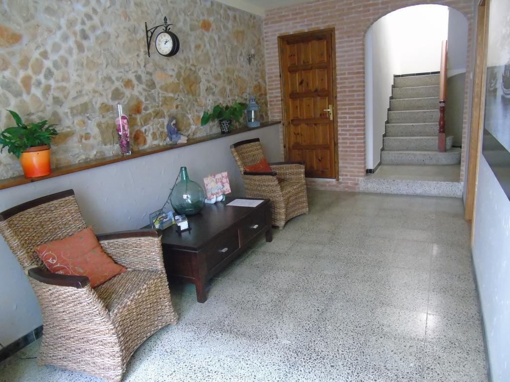 Pensio Torrent Hotel L'Escala Exterior photo